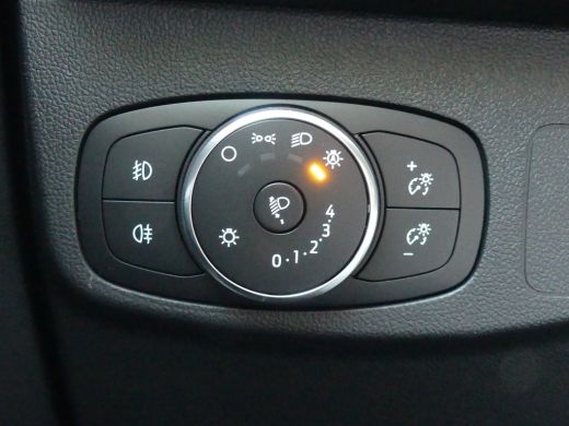 Ford Focus 1.0 EcoBoost Trend Edition Business | TREKHAAK | CAMERA | PARKEERSENSOREN V+A | NAVI | LMV 16" | ... ActivLease financial lease
