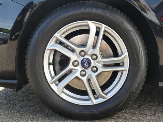 Ford Focus 1.0 EcoBoost Trend Edition Business | TREKHAAK | CAMERA | PARKEERSENSOREN V+A | NAVI | LMV 16" | ... ActivLease financial lease
