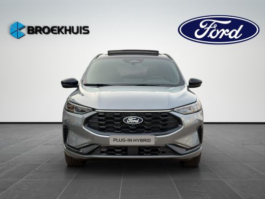 Ford Kuga Plug-In Hybrid ST-Line X 243pk | Black-, Winter Pack | Pano | Elek. Trekhaak | Matrix LED | ActivLease financial lease