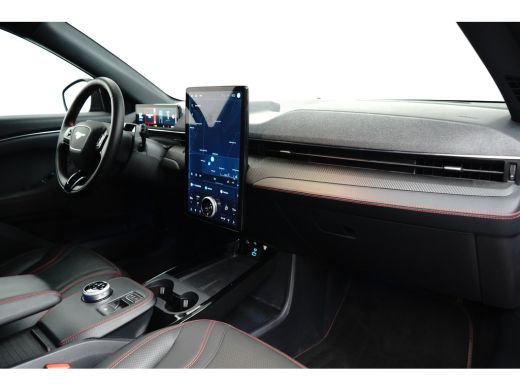 Ford Mustang Mach-E Mach-E Extended RWD 98 kWh | Achteruitrijcamera | Cruise control adaptief met Stop&Go en stuurhul... ActivLease financial lease
