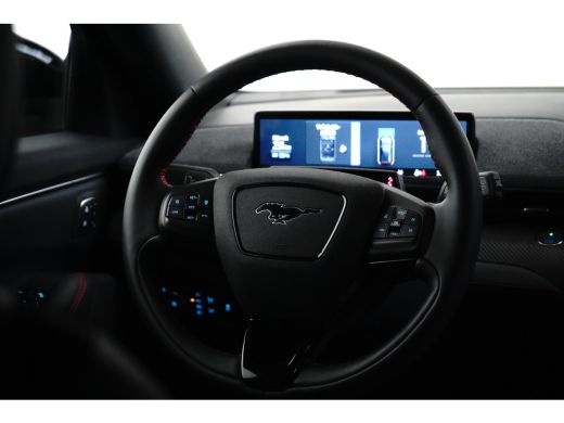 Ford Mustang Mach-E Mach-E Extended RWD 98 kWh | Achteruitrijcamera | Cruise control adaptief met Stop&Go en stuurhul... ActivLease financial lease