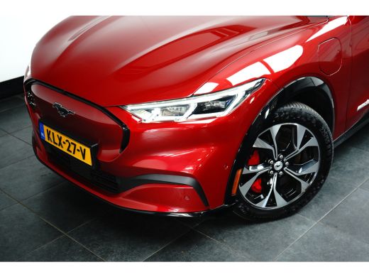 Ford Mustang Mach-E Mach-E Extended RWD 98 kWh | Achteruitrijcamera | Cruise control adaptief met Stop&Go en stuurhul... ActivLease financial lease