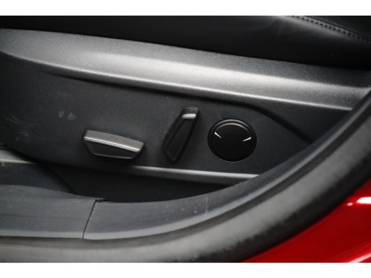 Ford Mustang Mach-E Mach-E Extended RWD 98 kWh | Achteruitrijcamera | Cruise control adaptief met Stop&Go en stuurhul... ActivLease financial lease
