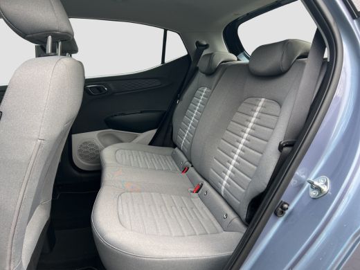 Hyundai i10 1.0 Premium TwoTone | Achteruitrijcamera | Apple Carplay/Android Auto|telefoonintegratie premium ... ActivLease financial lease