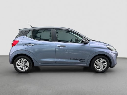 Hyundai i10 1.0 Premium TwoTone | Achteruitrijcamera | Apple Carplay/Android Auto|telefoonintegratie premium ... ActivLease financial lease