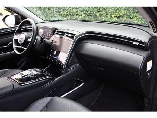 Hyundai Tucson 1.6 T-GDI 265pk PHEV Premium 4WD | Demo Deal: 299,- p/m !! | NL-AUTO! | 1E EIGENAAR! | 360&deg; CAMER... ActivLease financial lease