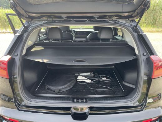 Kia e-Niro ExecutiveLine 64 kWh | Stoelverwarming en ventilatie | Leder | Elektrische stoelen | ActivLease financial lease