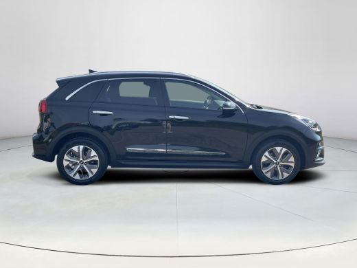 Kia e-Niro ExecutiveLine 64 kWh | Stoelverwarming en ventilatie | Leder | Elektrische stoelen | ActivLease financial lease