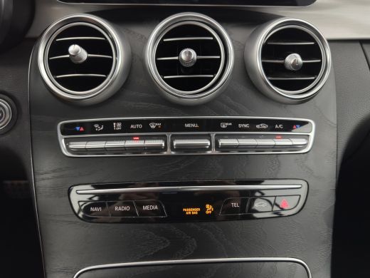 Mercedes-Benz C-Klasse Cabrio 200 AMG Line (INCL-BTW) Aut. *LEATHER-MICROFIBRE | FULL-LED | HEATED-SPORTSEATS | KEYLESS ... ActivLease financial lease