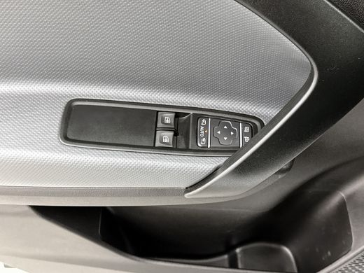 Mercedes-Benz Citan 112 CDI L1 Select Facelift Leder Navigatie Led Trekhaak Climate control Carplay Mercedes-Benz Cer... ActivLease financial lease