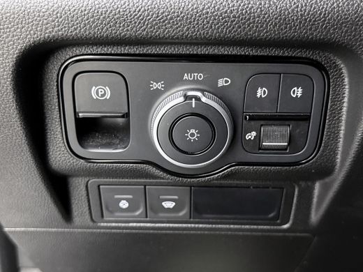 Mercedes-Benz Citan 112 CDI L1 Select Facelift Leder Navigatie Led Trekhaak Climate control Carplay Mercedes-Benz Cer... ActivLease financial lease