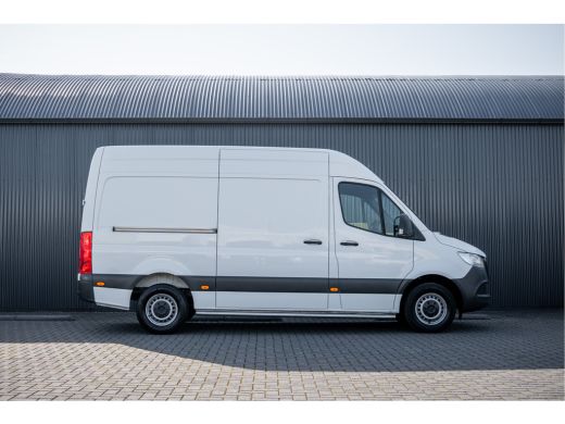 Mercedes-Benz Sprinter 311 CDI RWD L2H2 | Volledig Ingericht | Mbux | Camera | Carplay | Climatronic ActivLease financial lease