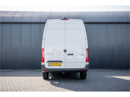 Mercedes-Benz Sprinter 311 CDI RWD L2H2 | Volledig Ingericht | Mbux | Camera | Carplay | Climatronic ActivLease financial lease