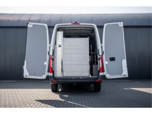 Mercedes-Benz Sprinter 311 CDI RWD L2H2 | Volledig Ingericht | Mbux | Camera | Carplay | Climatronic ActivLease financial lease