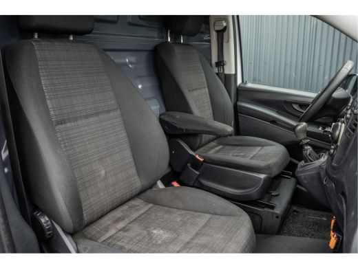Mercedes-Benz Vito 114 CDI L3H1 XL | Camera | Cruise | PDC | Airco | Trekhaak ActivLease financial lease