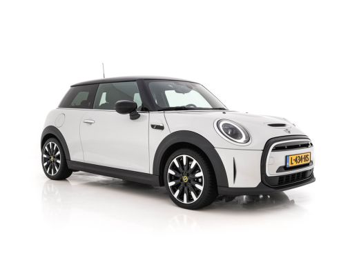Mini Electric MINI Yours 33 kWh [3-Fase-11kW] {SoH-95%} (INCL-BTW) Aut. *HEATPUMP | LEATHER | HARMAN/KARDON | D... ActivLease financial lease