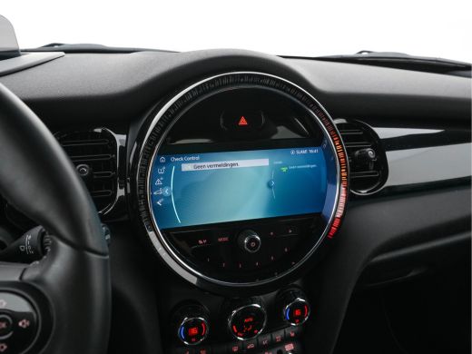 Mini Electric MINI Yours 33 kWh [3-Fase-11kW] {SoH-95%} (INCL-BTW) Aut. *HEATPUMP | LEATHER | HARMAN/KARDON | D... ActivLease financial lease