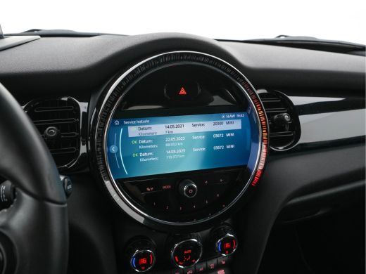 Mini Electric MINI Yours 33 kWh [3-Fase-11kW] {SoH-95%} (INCL-BTW) Aut. *HEATPUMP | LEATHER | HARMAN/KARDON | D... ActivLease financial lease