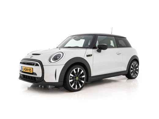 Mini Electric MINI Yours 33 kWh [3-Fase-11kW] {SoH-95%} (INCL-BTW) Aut. *HEATPUMP | LEATHER | HARMAN/KARDON | D... ActivLease financial lease