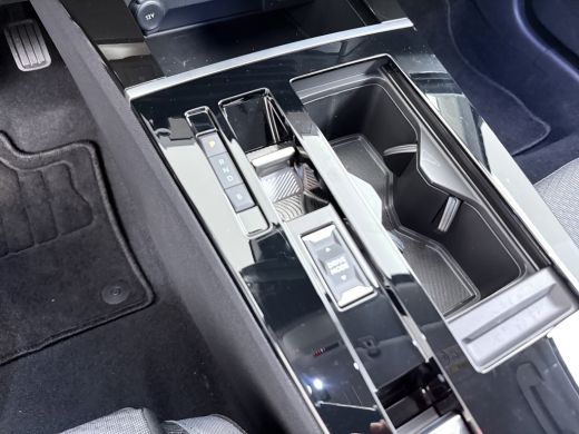 Opel Astra Electric 54 kWh Edition / Navigatie / Parkeersensoren / Carplay / ECC / 18'' LMV ActivLease financial lease