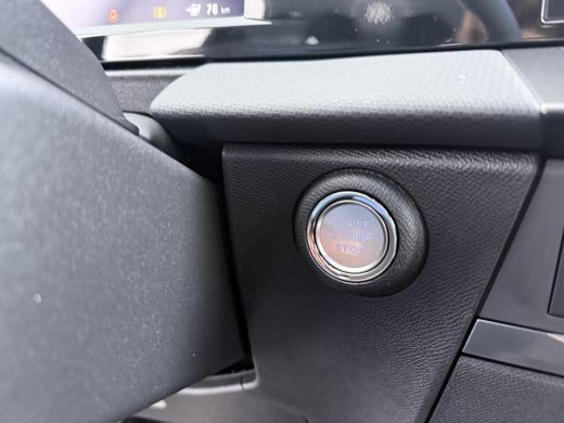 Opel Astra Electric 54 kWh Edition / Navigatie / Parkeersensoren / Carplay / ECC / 18'' LMV ActivLease financial lease