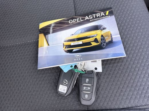 Opel Astra Electric 54 kWh Edition / Navigatie / Parkeersensoren / Carplay / ECC / 18'' LMV ActivLease financial lease