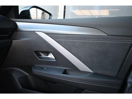 Opel Astra Electric 54 kWh GS tot 8 Jaar Garantie ! | Alcantara | Intelli-Lux LED | 360 Camera | Navigatie |... ActivLease financial lease