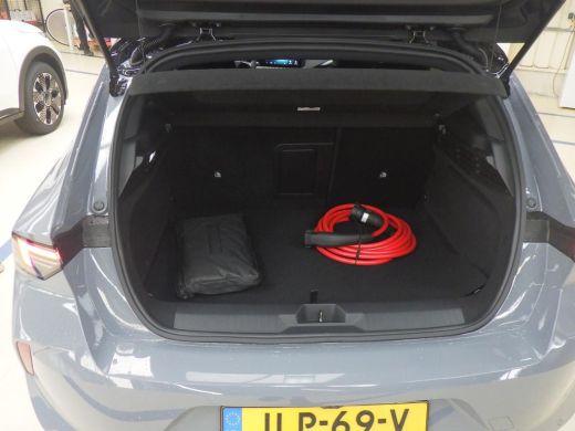 Opel Astra Electric 54 kWh GS tot 8 Jaar Garantie ! | Alcantara | Intelli-Lux LED | 360 Camera | Navigatie |... ActivLease financial lease