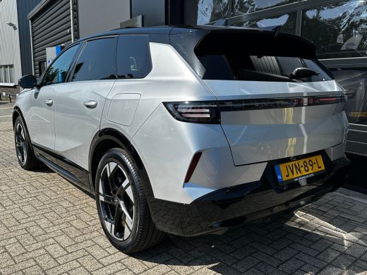 Opel Grandland 1.6 Turbo 195 PK Plug-in-Hybrid GS | ELEK. GLAZEN SCHUIF-/KANTELDAK| HEAD-UP DISPLAY| FOCAL SOUND... ActivLease financial lease