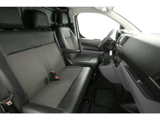 Opel Vivaro 2.0 CDTI L3H1 | Airco | Cruise | Camera | 3 Zits | Carplay | Trekhaak ActivLease financial lease