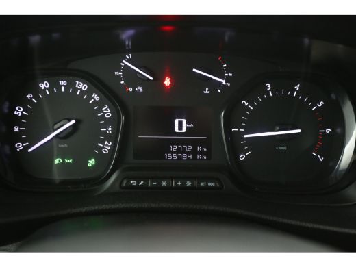 Opel Vivaro 2.0 CDTI L3H1 | Airco | Cruise | Camera | 3 Zits | Carplay | Trekhaak ActivLease financial lease