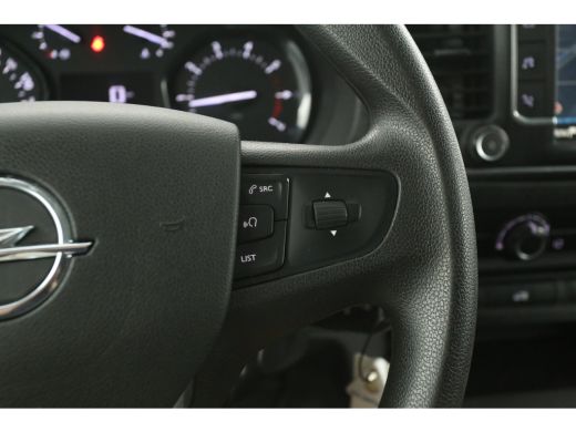 Opel Vivaro 2.0 CDTI L3H1 | Airco | Cruise | Camera | 3 Zits | Carplay | Trekhaak ActivLease financial lease