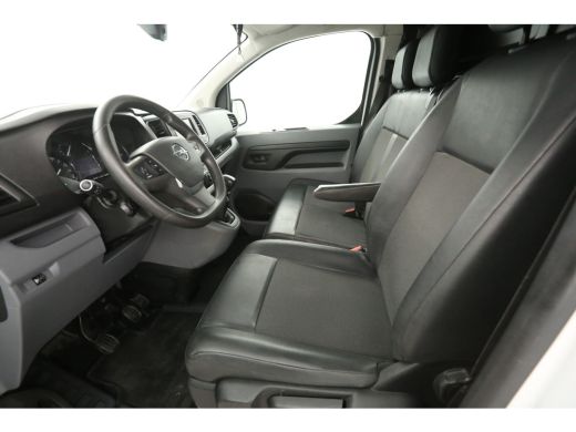 Opel Vivaro 2.0 CDTI L3H1 | Airco | Cruise | Camera | 3 Zits | Carplay | Trekhaak ActivLease financial lease