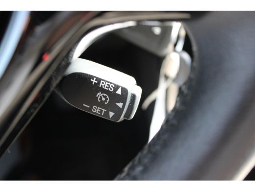 Peugeot 108 1.0 e-VTi Allure | Navi by app | Camera | Climate control | Apple carplay | NL auto | 32.000km | ... ActivLease financial lease