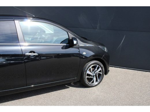 Peugeot 108 1.0 e-VTi Allure | Navi by app | Camera | Climate control | Apple carplay | NL auto | 32.000km | ... ActivLease financial lease
