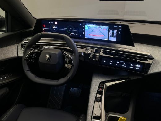 Peugeot 3008 1.2 Hybrid 145 Allure Climate | Cruise | 19" Lichtmetaal | Camera | LED | Digitaal Dashboard | Le... ActivLease financial lease