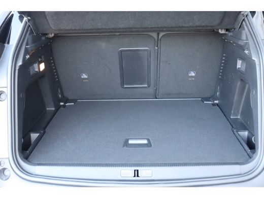 Peugeot 3008 1.6 PURETECH 180PK GT PACK AUTOMAAT / NAVI / CLIMA / PDC / 19" LMV / CAMERA / KEYLESS / FULL-LED ... ActivLease financial lease