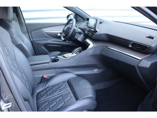 Peugeot 3008 1.6 PURETECH 180PK GT PACK AUTOMAAT / NAVI / CLIMA / PDC / 19" LMV / CAMERA / KEYLESS / FULL-LED ... ActivLease financial lease
