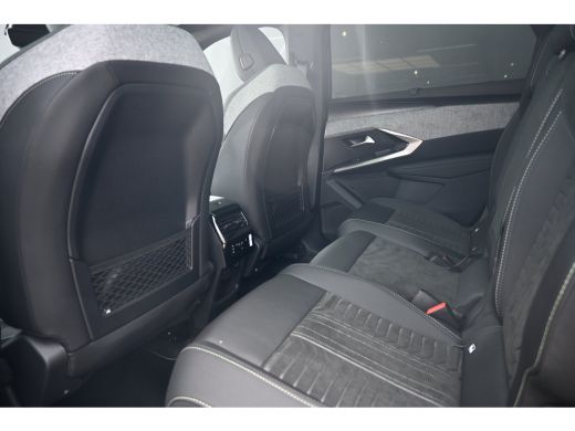 Peugeot 5008 1.2 Hybrid 145 GT 7p. DEMO-DEAL! | Tot 8 Jaar Garantie! | Schuif-/Kanteldak | 360 Camera | Adapti... ActivLease financial lease