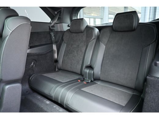 Peugeot 5008 1.2 Hybrid 145 GT 7p. DEMO-DEAL! | Tot 8 Jaar Garantie! | Schuif-/Kanteldak | 360 Camera | Adapti... ActivLease financial lease