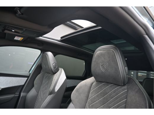 Peugeot 5008 1.2 Hybrid 145 GT 7p. DEMO-DEAL! | Tot 8 Jaar Garantie! | Schuif-/Kanteldak | 360 Camera | Adapti... ActivLease financial lease