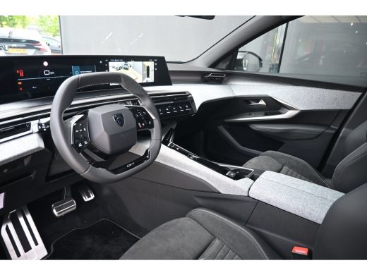 Peugeot 5008 1.2 Hybrid 145 GT 7p. DEMO-DEAL! | Tot 8 Jaar Garantie! | Schuif-/Kanteldak | 360 Camera | Adapti... ActivLease financial lease