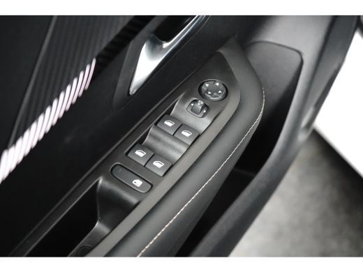Peugeot e-208 Allure | Parkeersensoren | Cruise Control | Climate Control ActivLease financial lease
