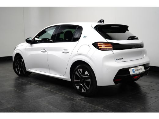 Peugeot e-208 Allure | Parkeersensoren | Cruise Control | Climate Control ActivLease financial lease