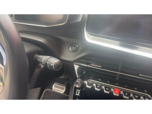 Peugeot e-208 EV GT 350 50 kWh | 3-fase | Pano | Camera | Adap Cruise | Navi | Climate Control | Achteruitrijca... ActivLease financial lease