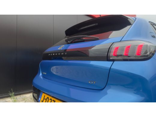 Peugeot e-208 EV GT 350 50 kWh 3-Fase | Bruin Leder | Adaptieve Cruise | Camera | Pano | Climate Control | Acht... ActivLease financial lease