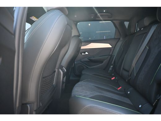 Peugeot e-308 GT 54 kWh | Navigatie | Massagestoelen | Stoel/Stuurverwarming | Dodehoekdetectie | 360 Camera | !! ActivLease financial lease