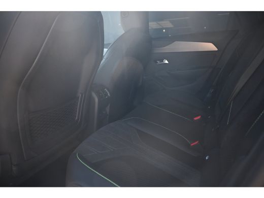 Peugeot e-308 GT 54 kWh | Navigatie | Massagestoelen | Stoel/Stuurverwarming | Dodehoekdetectie | 360 Camera | !! ActivLease financial lease