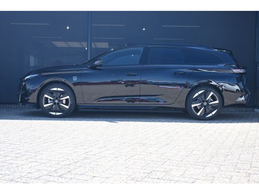 Peugeot e-308 GT 54 kWh | Navigatie | Massagestoelen | Stoel/Stuurverwarming | Dodehoekdetectie | 360 Camera | !! ActivLease financial lease