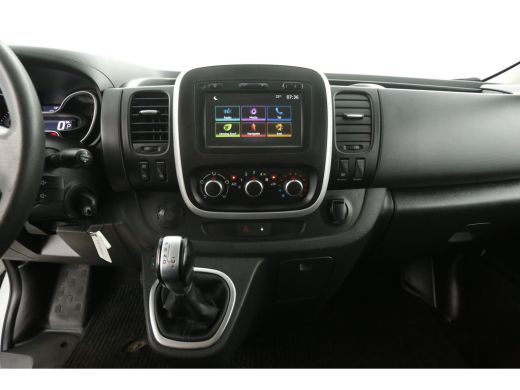 Renault Trafic 2.0 dCI 145PK L2H1 | Automaat | Airco | Cruise | Camera | Trekhaak ActivLease financial lease